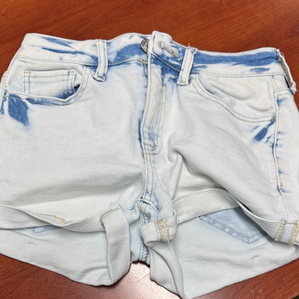 So denim shorts size 5 // 011042